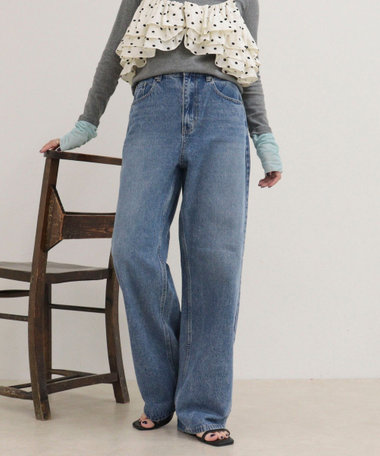 Soft color straight Denim