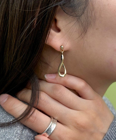 メタルドロップスウィングピアス