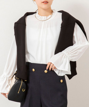 ウォッシャブル襟フリルプルオーバーブラウス