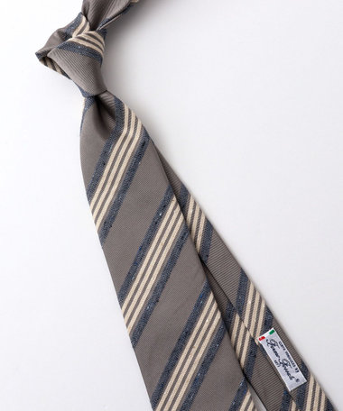 Fossatiバンプストライプジャガード 26SSコレクション