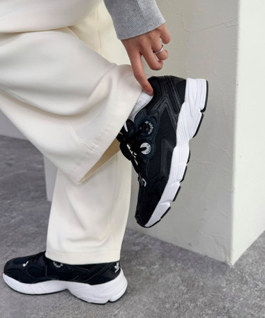 【軽やかソール＆色味が素敵☆】HERMES slip-on Lift スニーカー Lift slip-on sneaker | Hermès Singapore