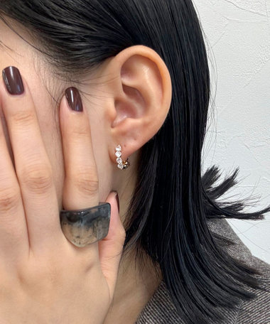 ミディサイズジルコニアリングピアス