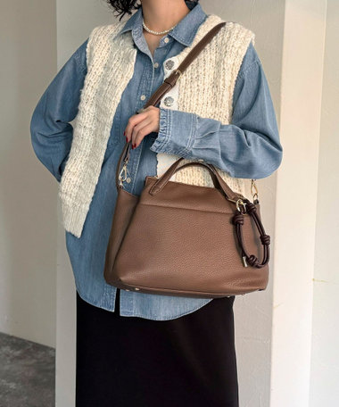 チャーム付きシボ2WAYバッグ