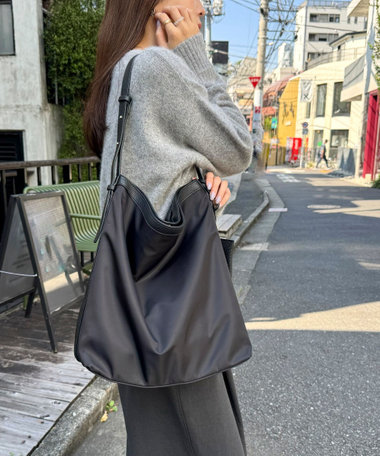 撥水ナイロンワンショルバッグ