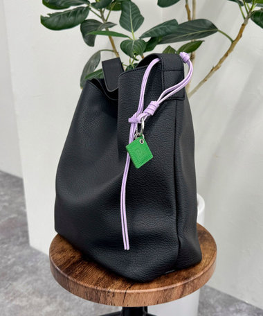 FRロゴ＆タッセルレザーチャーム