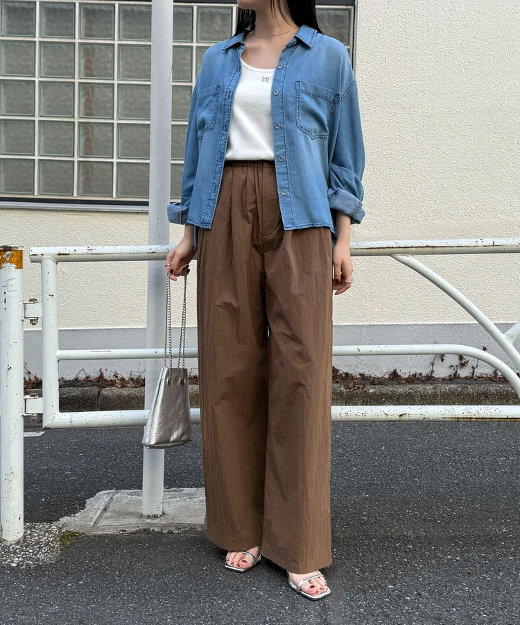 とろみデニムクロップドシャツ
