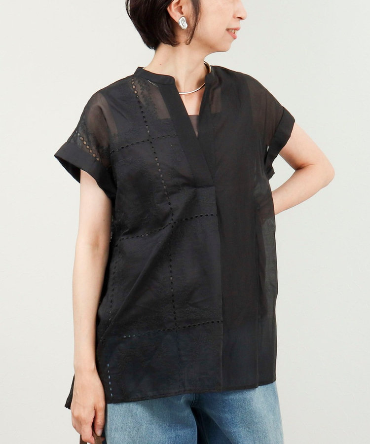 スクエア刺繍バンドカラーシャツ
