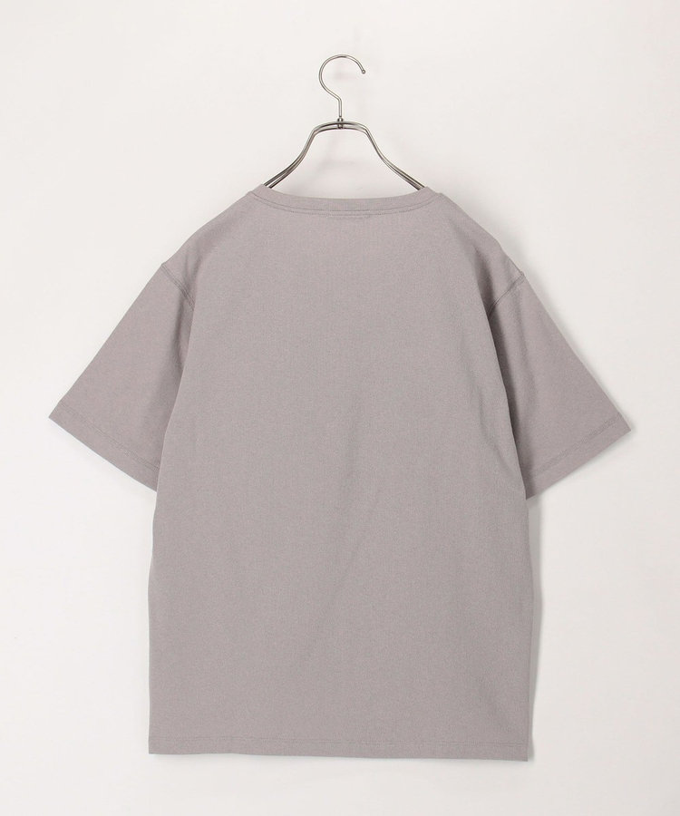 ドライタッチ天竺ヘンリーネックパール釦Tee