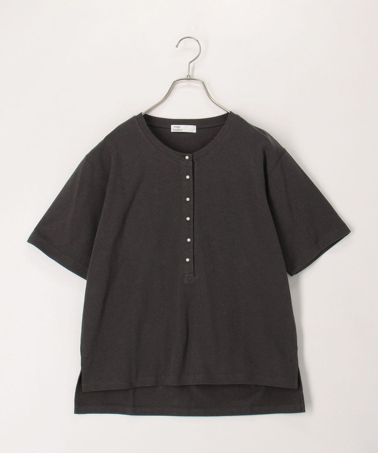 ドライタッチ天竺ヘンリーネックパール釦Tee