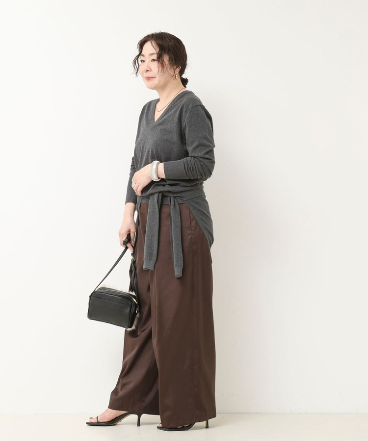 【 SHOP PRESS二見別注カラー】レイヤードピース付きVネックプルオーバー