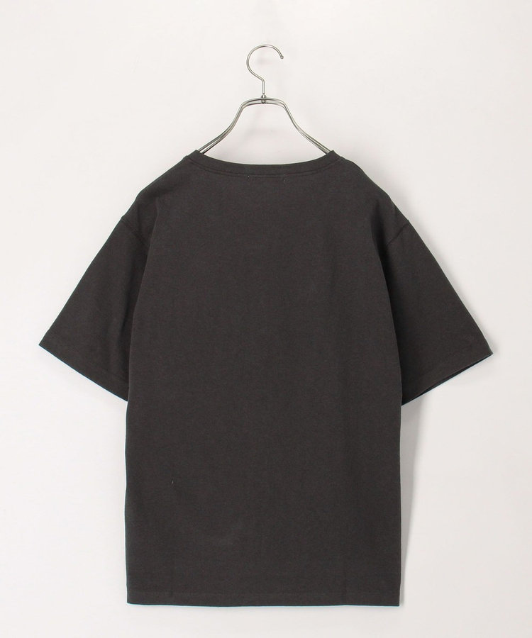 ドライタッチ天竺ヘンリーネックパール釦Tee