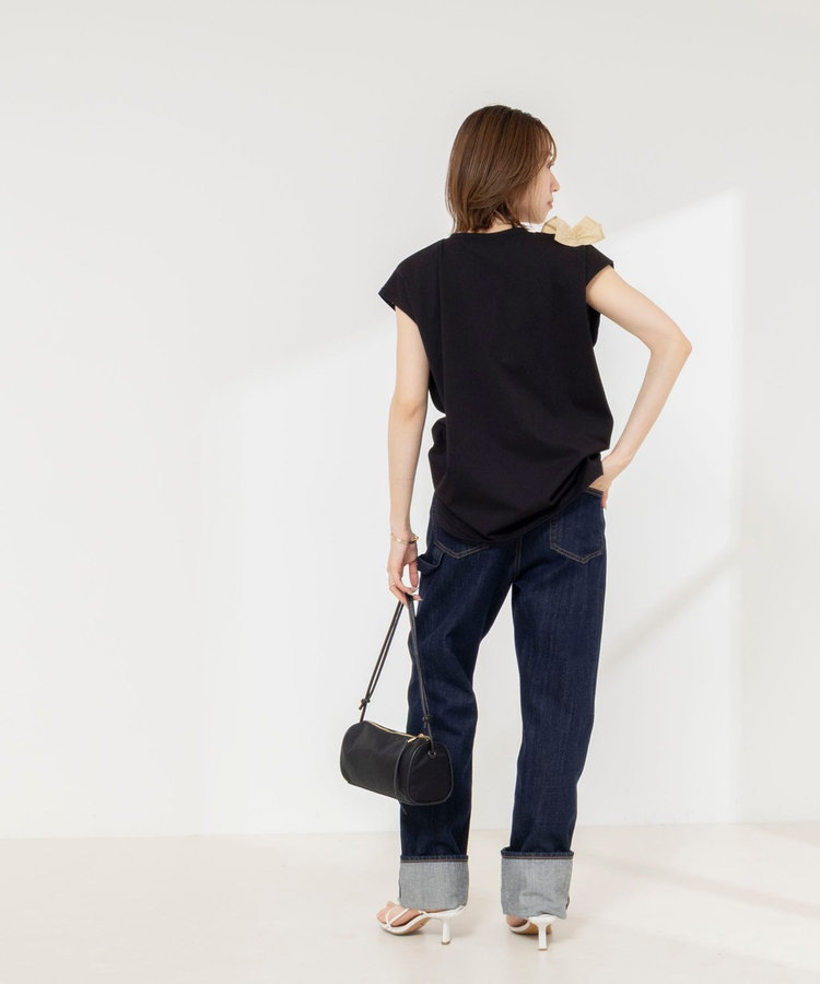 【WEB限定】フリルTシャツ