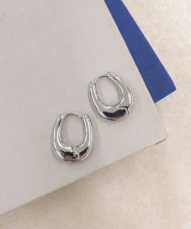 U字ワンタッチピアス