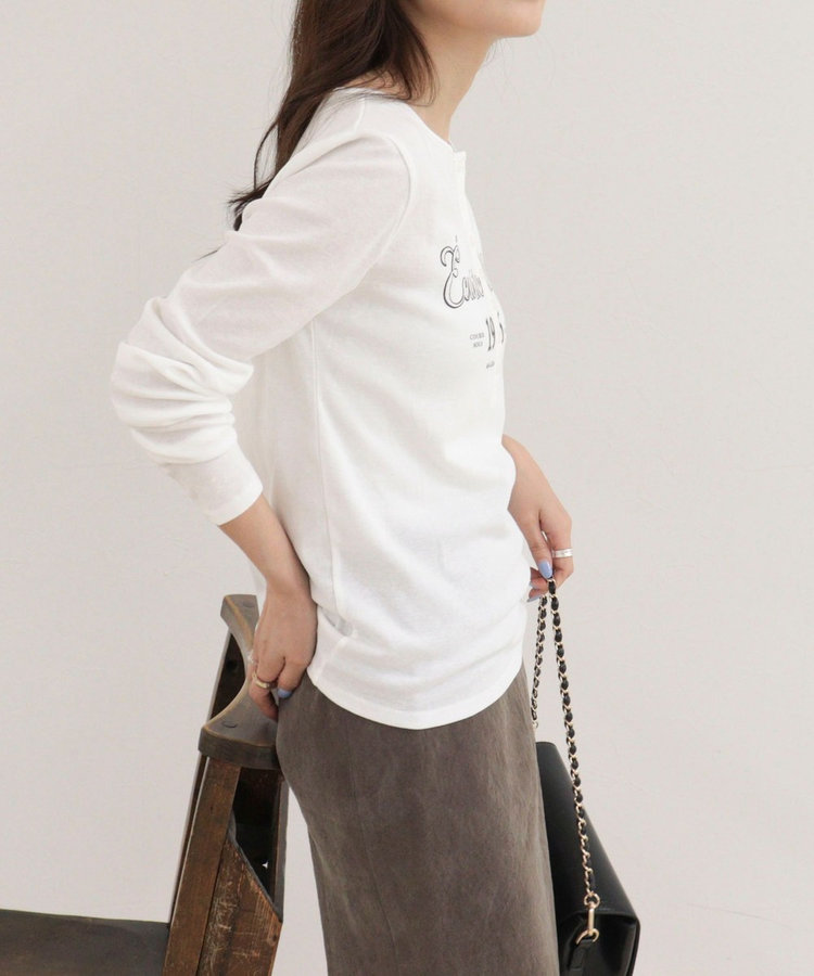 ヘンリーネックグラフィックロンTシャツ