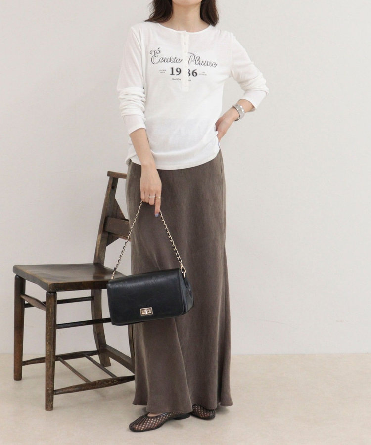 ヘンリーネックグラフィックロンTシャツ
