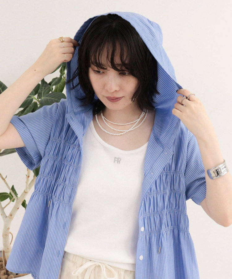 ［WEB限定 SPECIAL SALE！］シャーリングフーディシャツブラウス