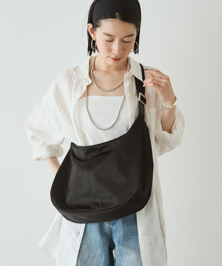 【未使用級】russet　ラウンドビッグショルダーバッグ　ブラック 未使用級】russet ラウンドビッグショルダーバッグ ブラック