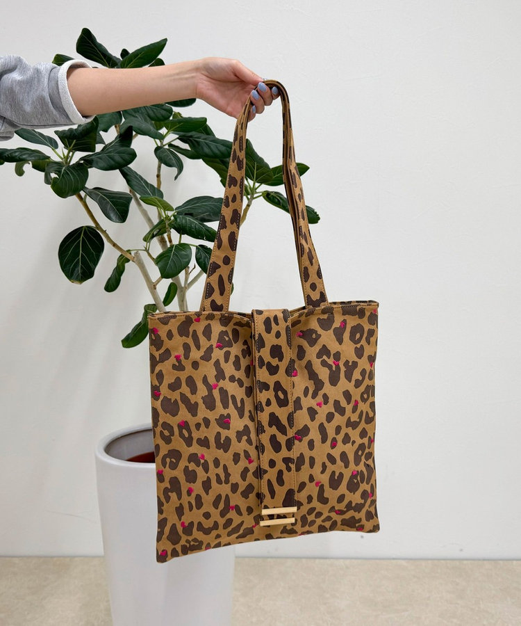 D&G エコファートートバッグ レオパード 薔薇【国内発送】 D&G エコファートートバッグ レオパード 薔薇【国内発送