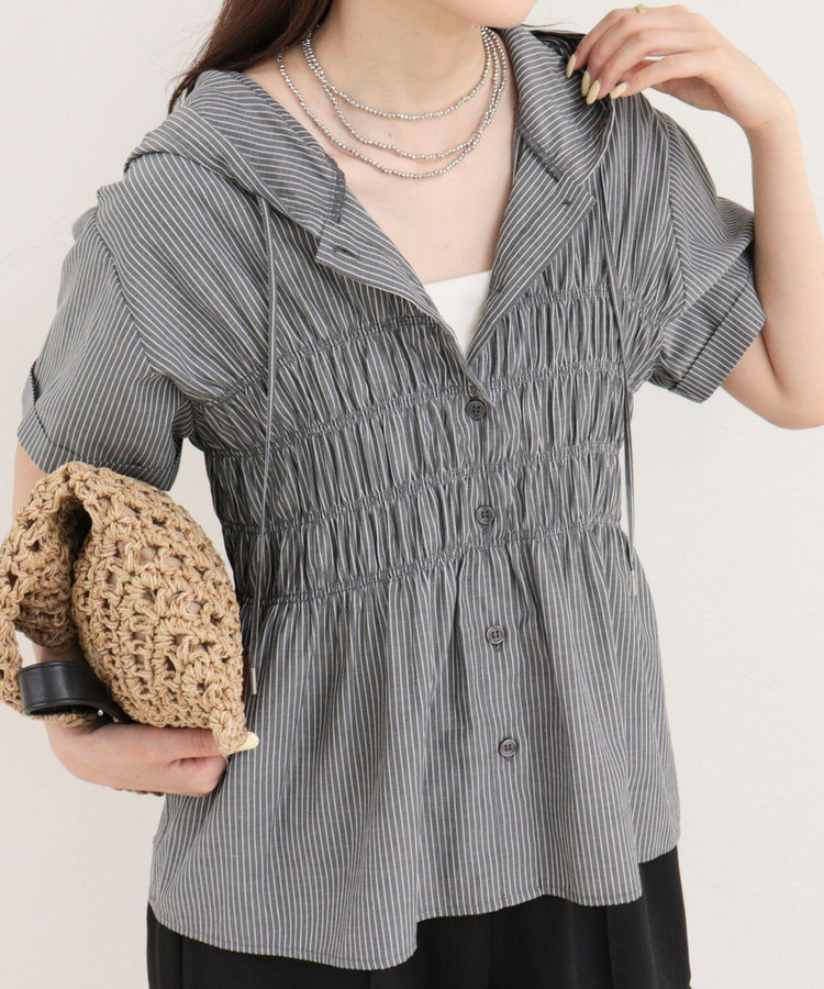 ［WEB限定 SPECIAL SALE！］シャーリングフーディシャツブラウス