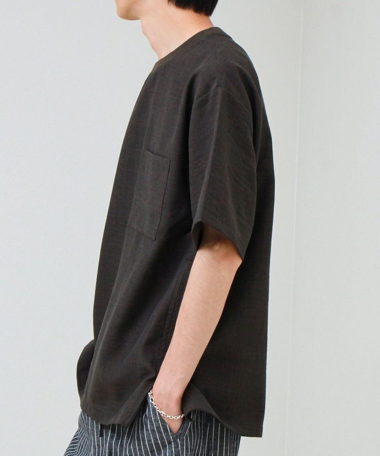 【布帛ライクできれい見え】麻混サイドジップTシャツ