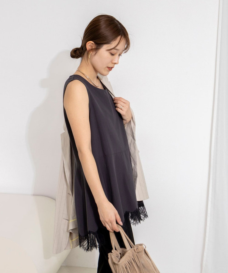【WEB限定】ウォッシャブルヘムレースサテンタンク