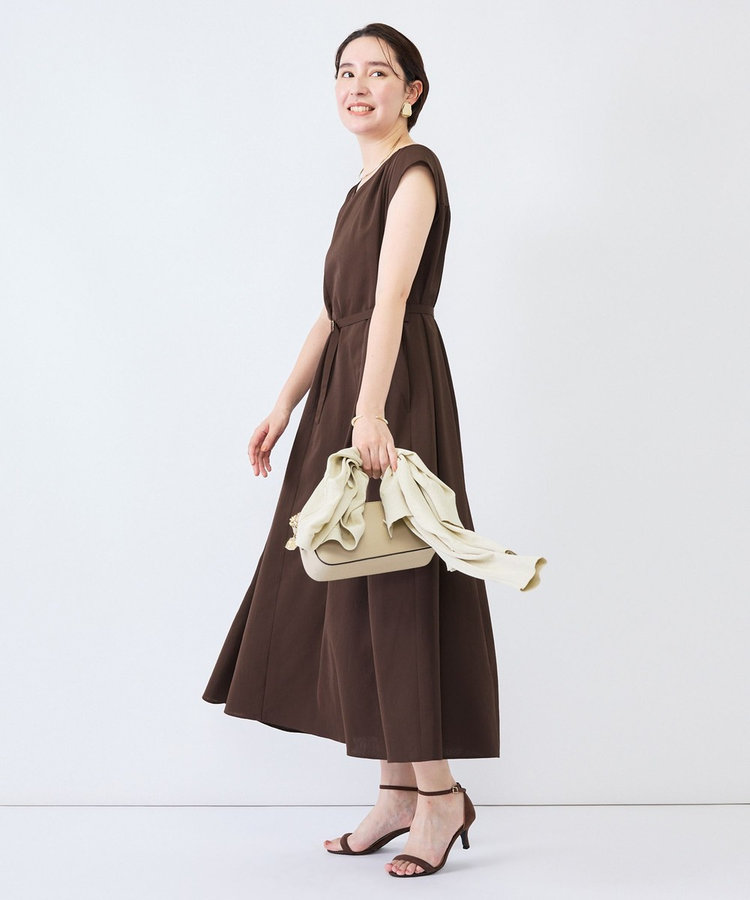 《UVカット》ウォッシャブルVネックギャザーワンピース