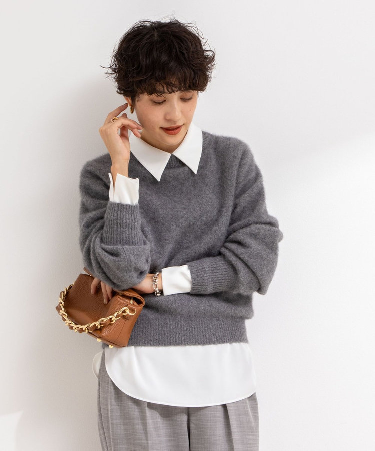 ◇【WEB限定】ウォッシャブルオトナサテン衿カフス付きTブラウス（5