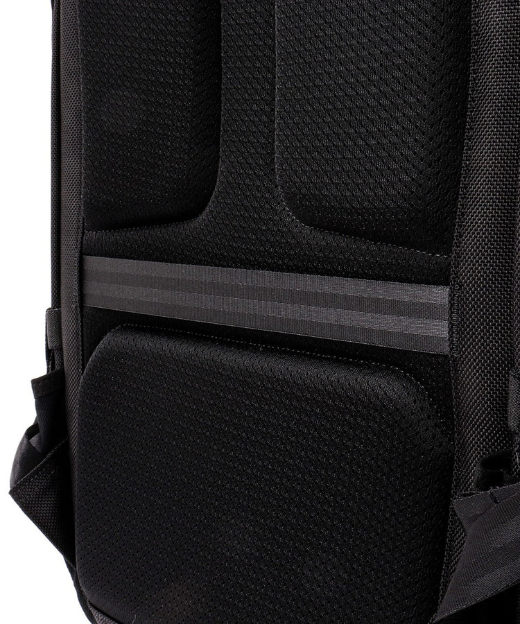 【Incase/インケース】Tracks Backpack 18L