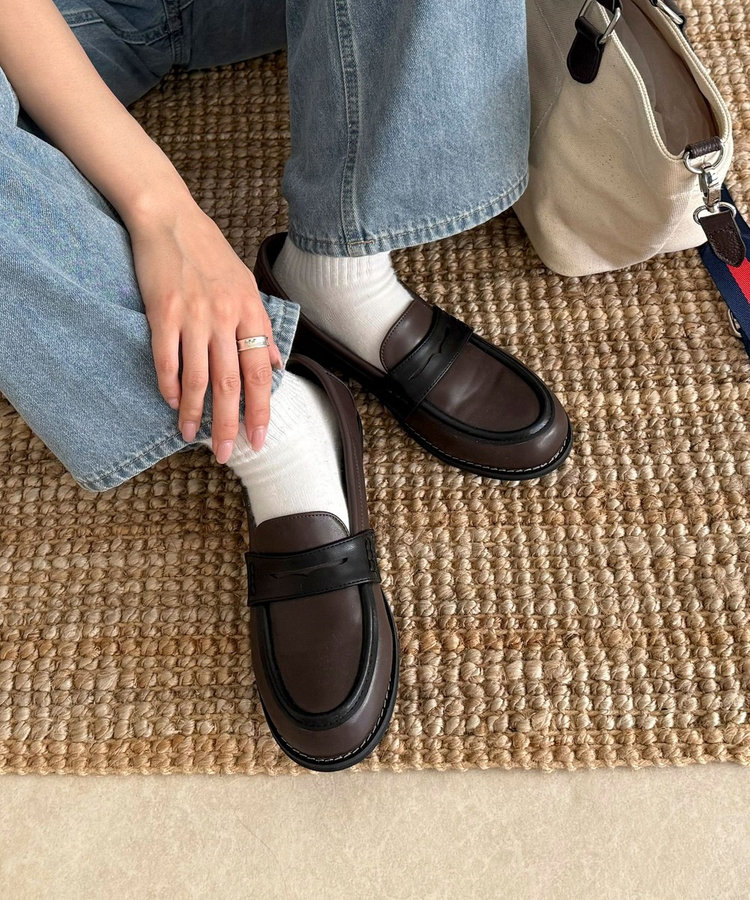 ソールステッチローファー