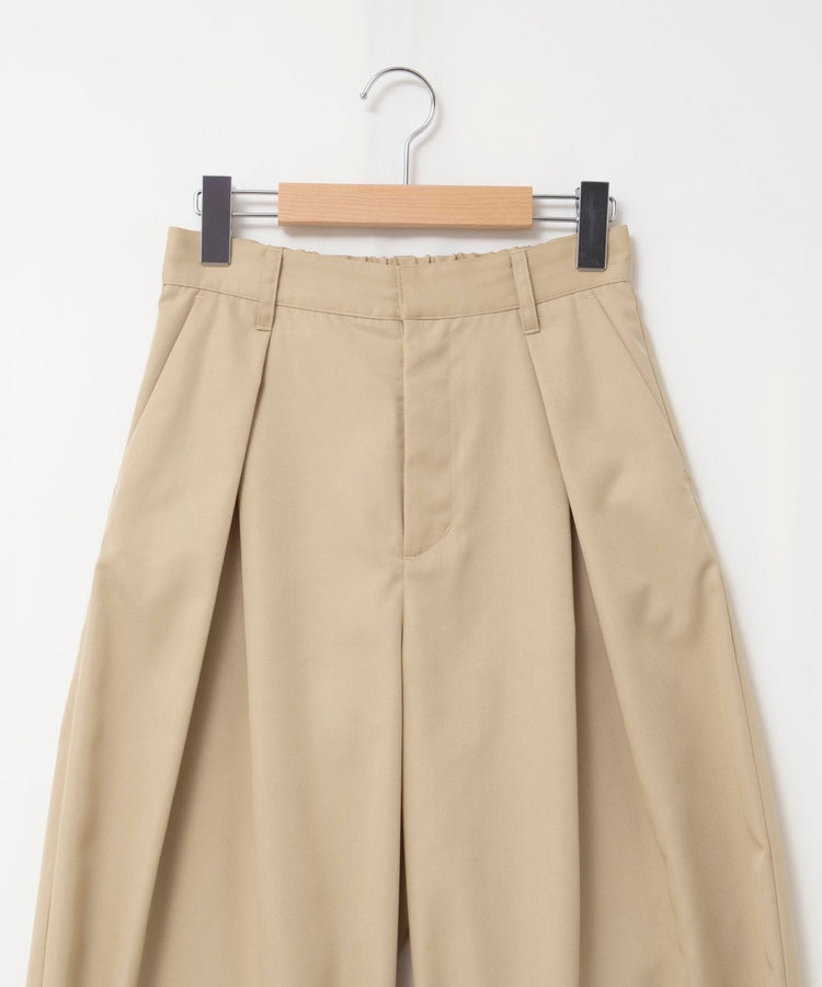 ウォッシャブルタックバレルチノパンツ
