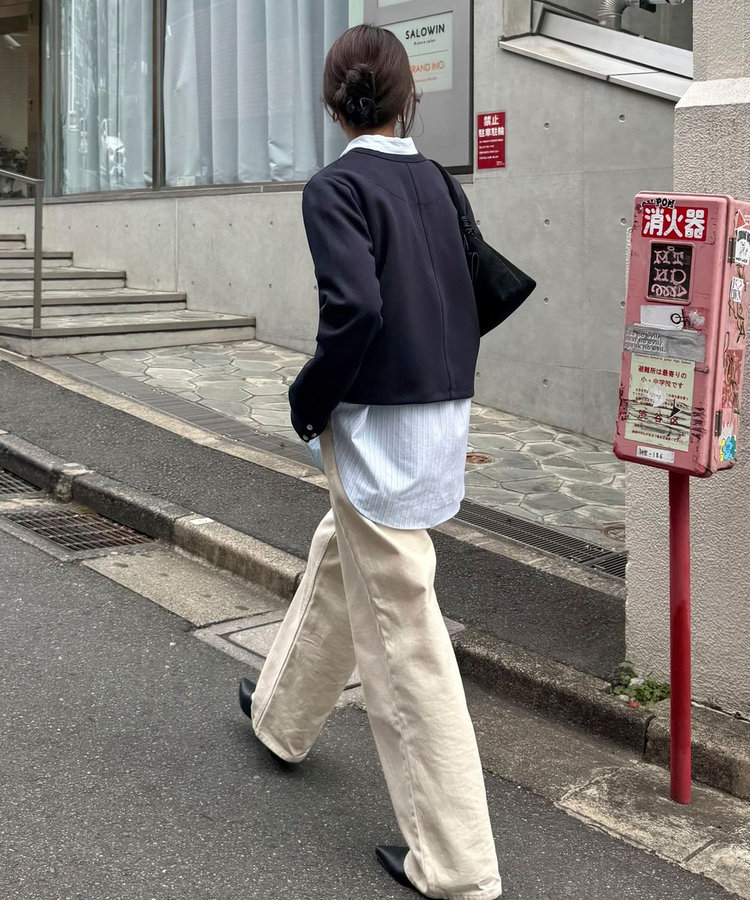 ドット釦ポンチカーディガン