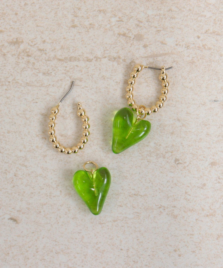 ボールフープ×クリアハートピアス