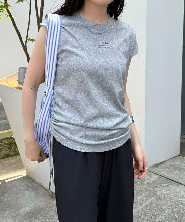 シャーリングノースリーブカットソー