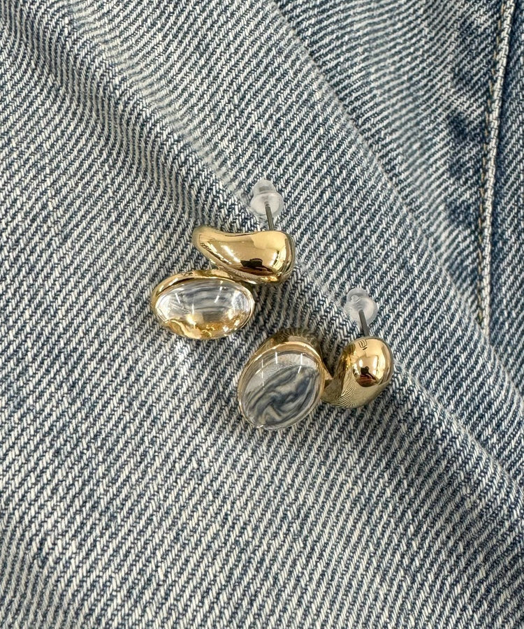 シンメトリークリアポイントピアス
