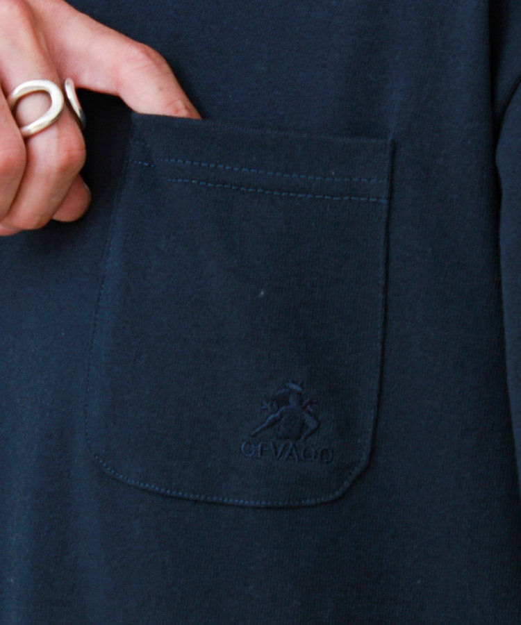 ［WEB限定 SPECIAL SALE！］【GEVACO/ゲバコ】ベーシックオープンエンド天竺ポケット刺繍Tシャツ