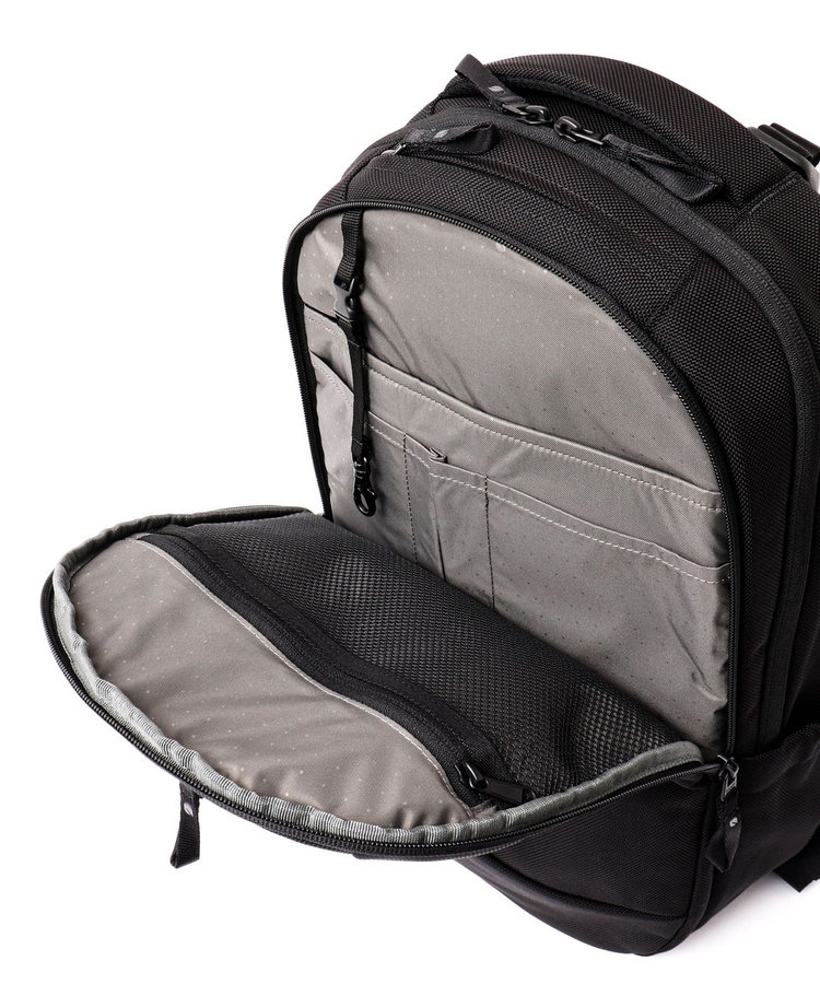【Incase/インケース】Tracks Backpack 18L