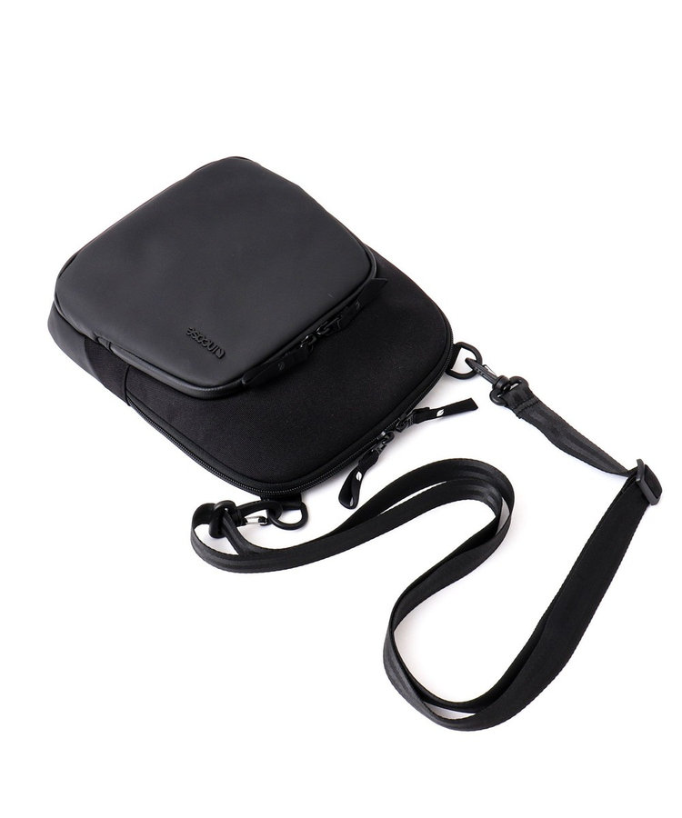 【Incase/インケース】A.R.C.Crossbody Bag
