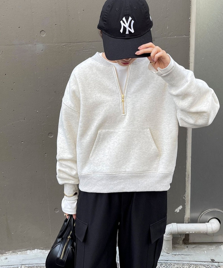 ショート丈ハーフジップスウェット