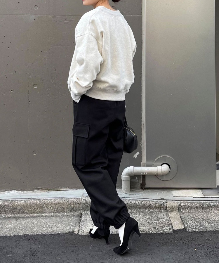ショート丈ハーフジップスウェット