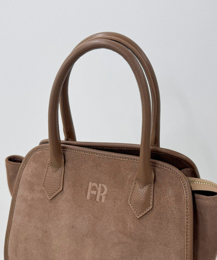 FR台形スエードバッグ（5-0121-9-32-104）｜fredy emue(フレディ