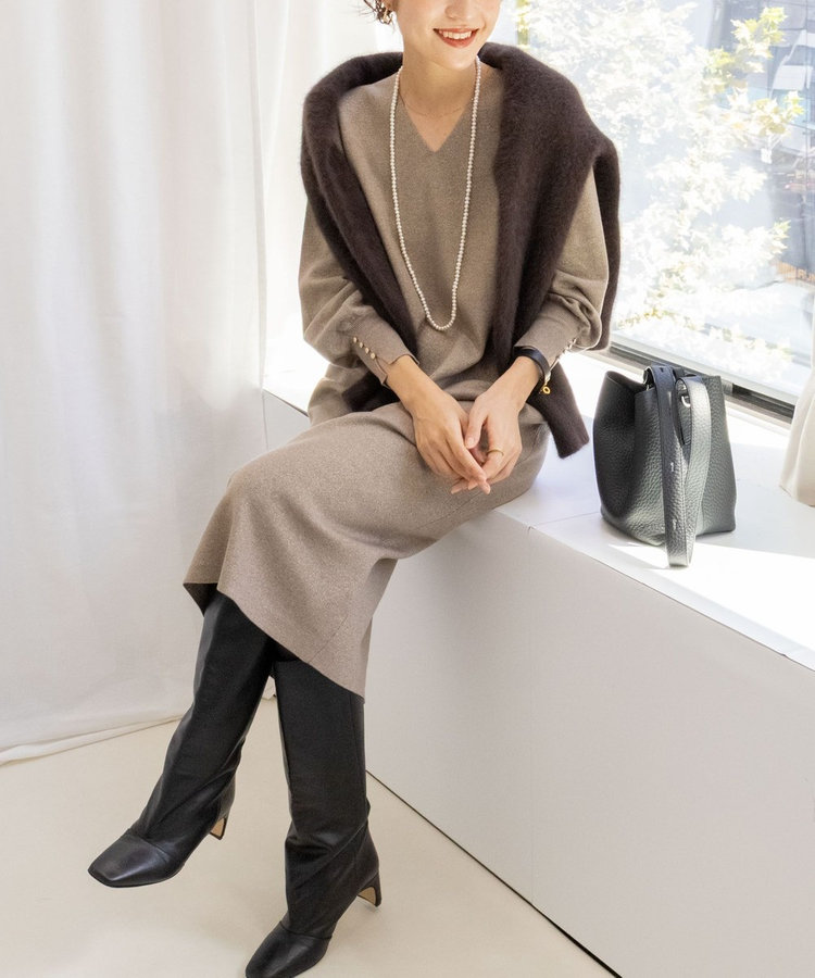 ◇【WEB限定】ウォッシャブルラメ総針Vネックコクーンワンピース（5