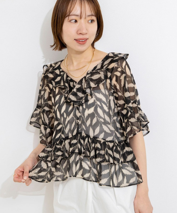 【Import Fabric】ウォッシャブル楊柳リーフ柄フリルブラウス