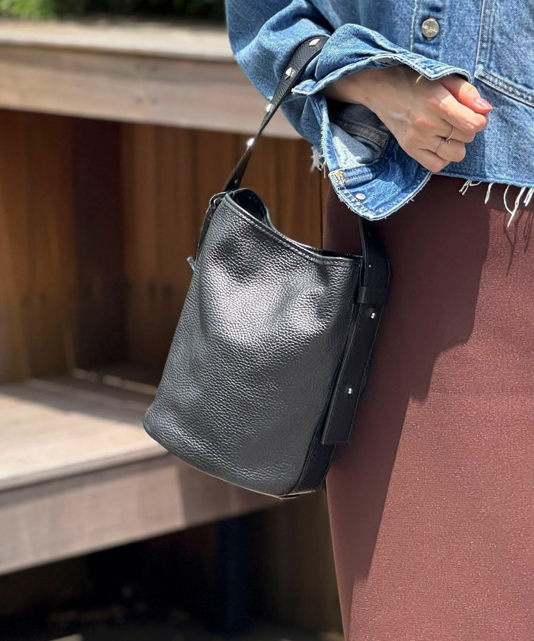 MARCO MASI/ マルコマージ】 スタッズワンハンドルバッグ（5-0435-5-12