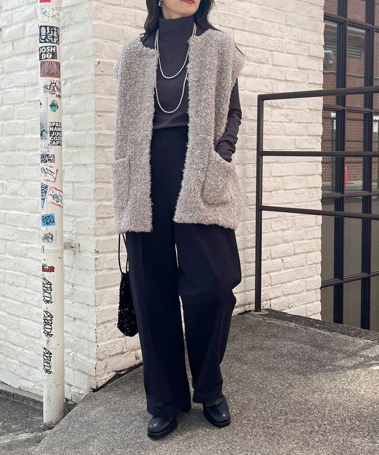 ウール混ニットベスト