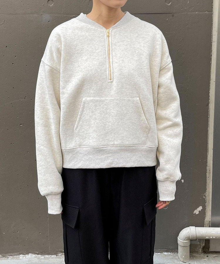 ショート丈ハーフジップスウェット