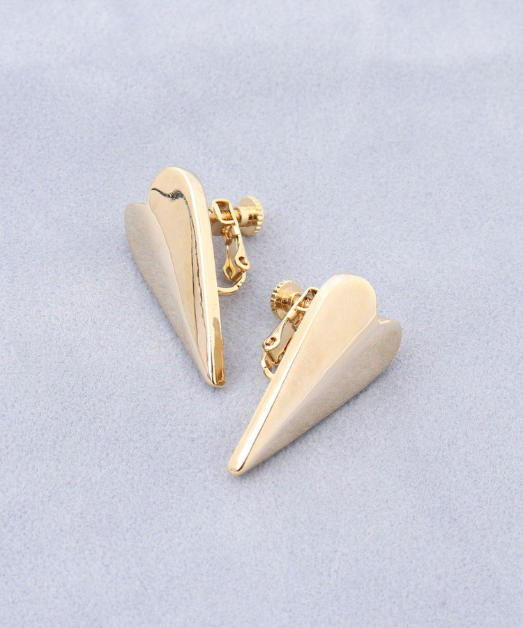 【grace grace/グラスグラス】ハートイヤリング