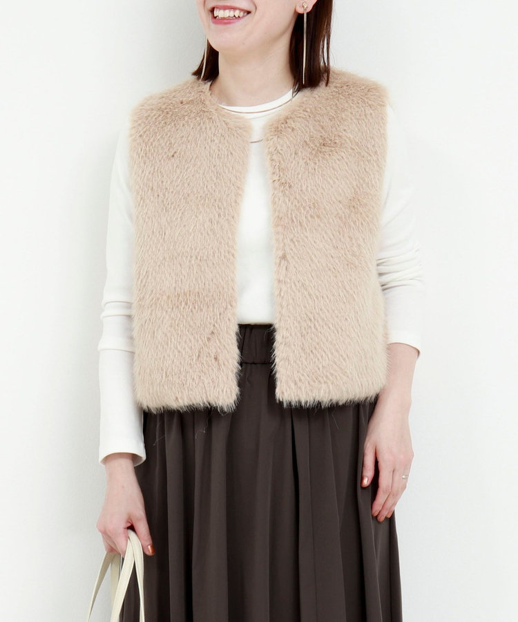 フェイクフォックスファーベスト（5-0867-6-04-002）｜MICO COULIER