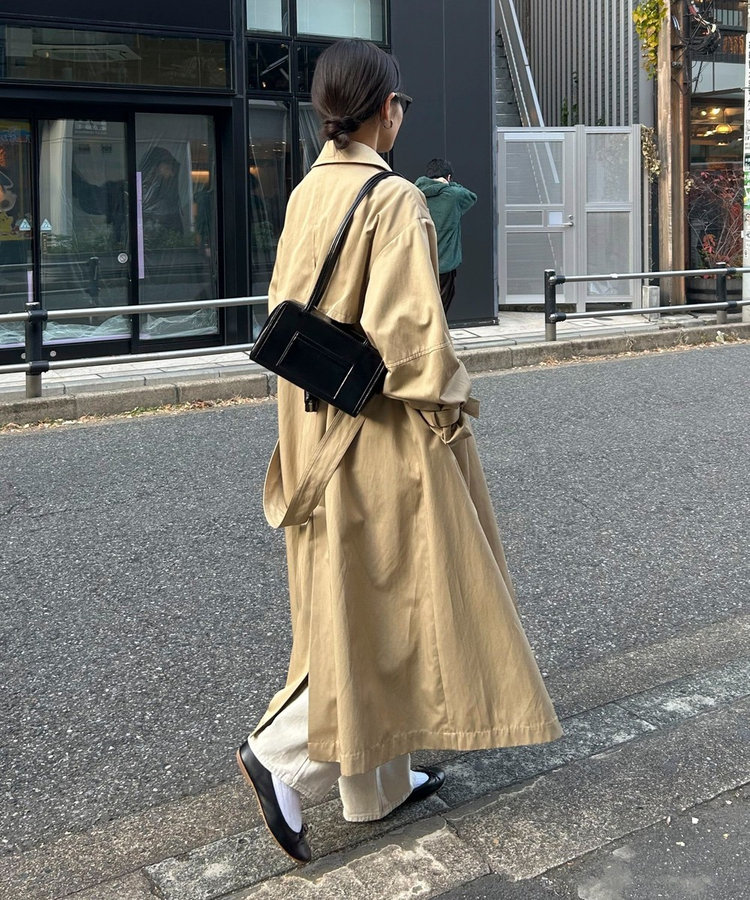 【発売のたび即完売】袖ボリュームトレンチコート
