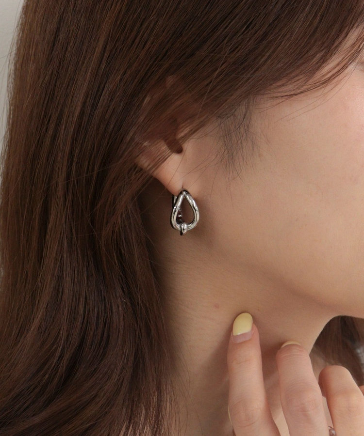 ステンレス涙フレームピアス