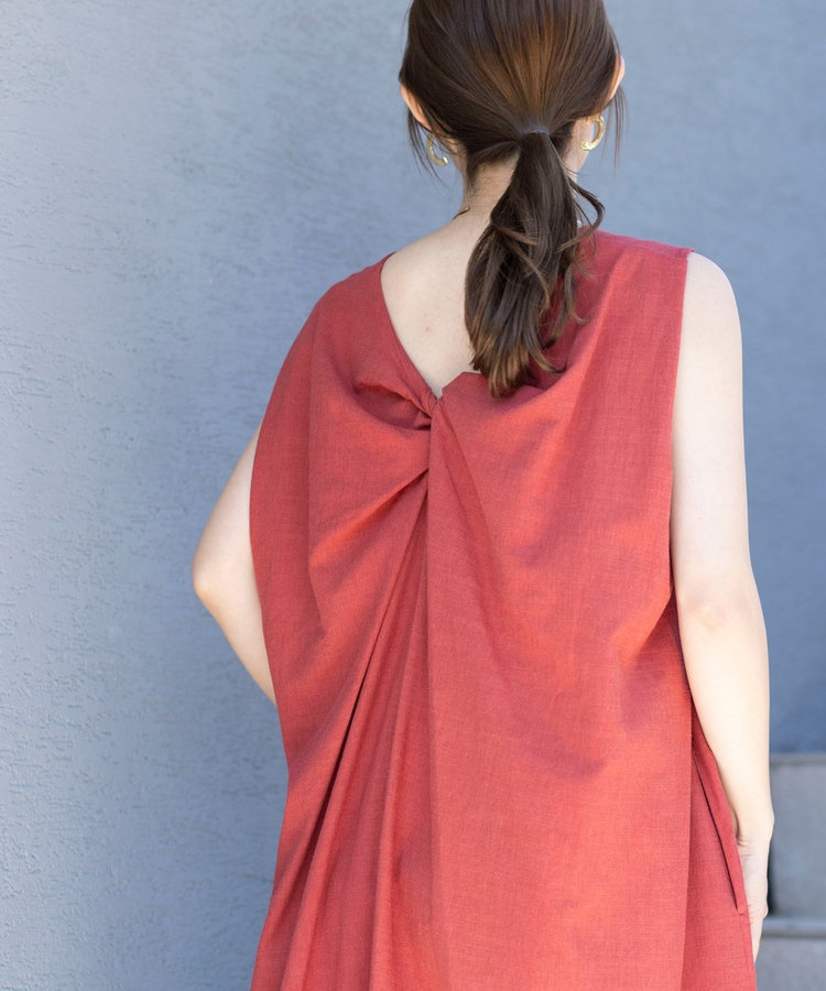 【WEB限定】ウォッシャブルバックツイストドレス
